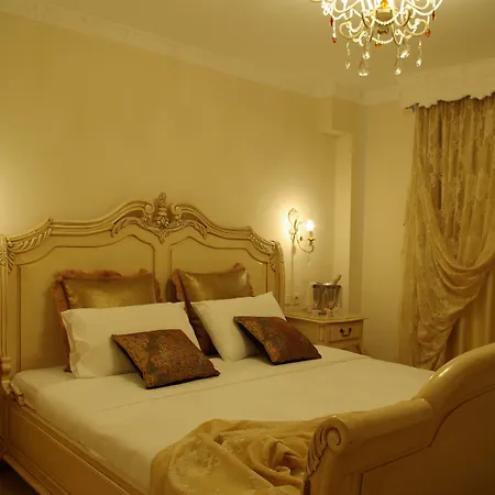 מלון Parthenon Art 3*