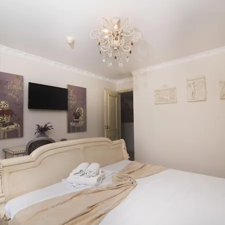 מלון Parthenon Art