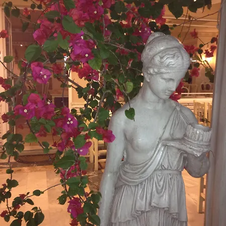 מלון Parthenon Art Olympiakí Aktí