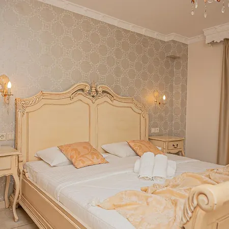 Parthenon Art Hotel-seaside Collection 3*
