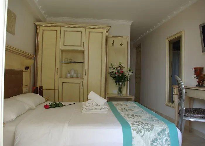 Hotel Parthenon Art Olympiakí Aktí