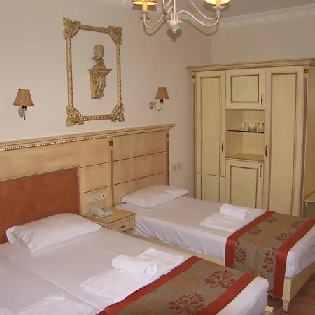 Отель Parthenon Art Hotel 3*